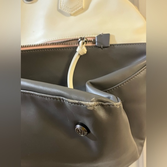 Lululemon Happy Hatha Hour Gym Bag Angel Wing & Soot Light - Picture 4 of 16